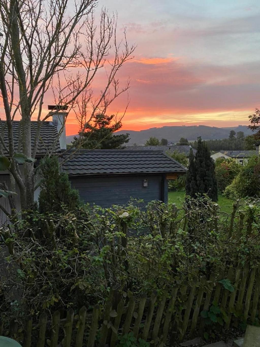 Ferienhaus Glueckspilz Beim Hennesee Meschede Ngoại thất bức ảnh